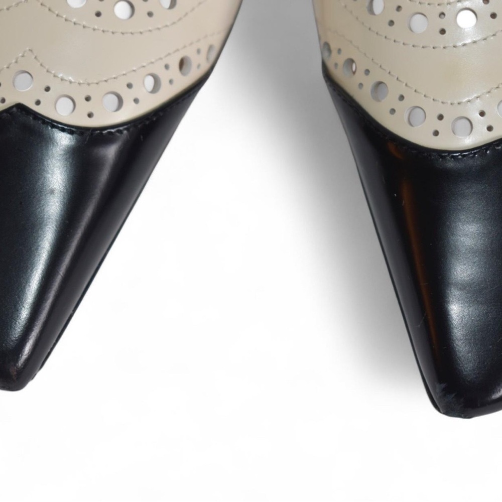 Vintage Christian Dior spectator heels - Picture 3 of 7